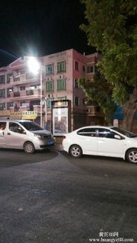 海南戶外廣告新視界 候車亭燈箱、指示路牌與電梯廣告的整合傳播策略